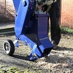 Broyeur de branches essence 15 CV 420 cc capacité 102 mm