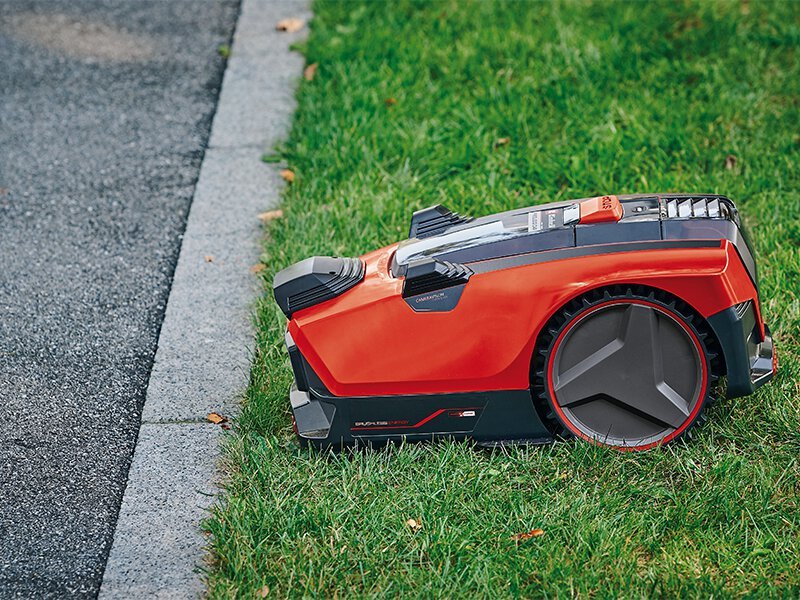 18 V Rasenroboter für Gärten bis 500 m² mit Kamera