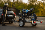 Remorque moto UNITRAILER MOTO 1 rail acier 2200×1303 mm PTAC 300–750 kg