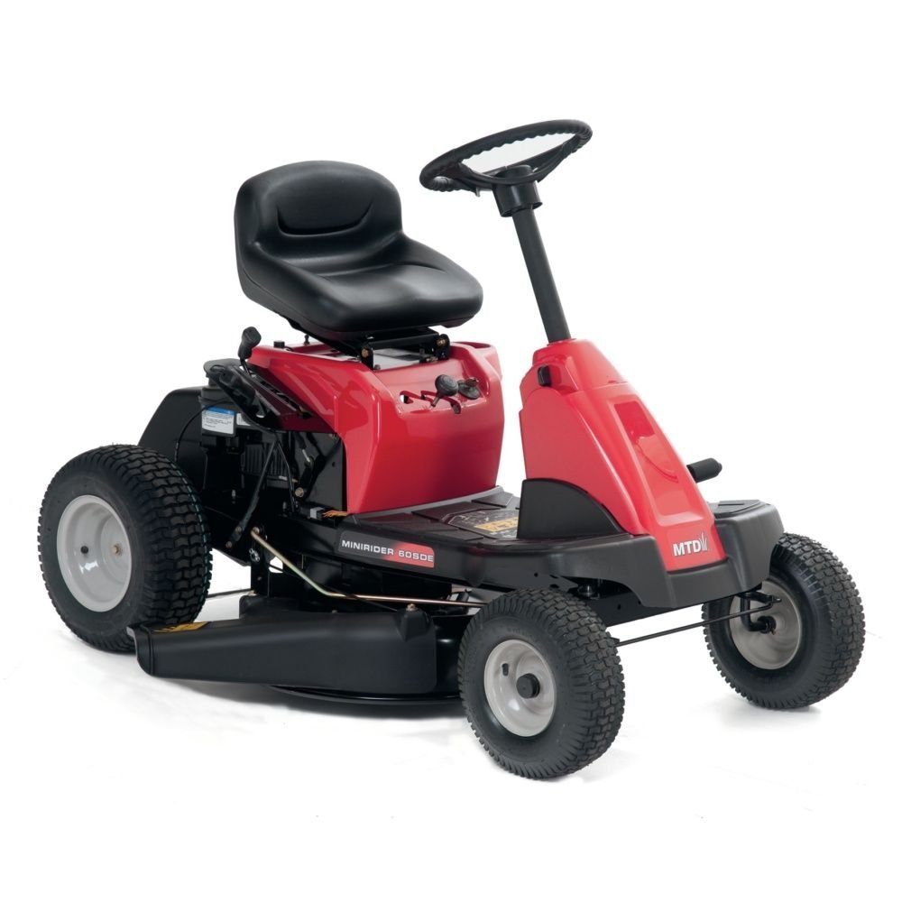 Tondeuse autoportée coupe 60 cm éjection latérale 196 cc démarrage électrique transmission 6 vitesses