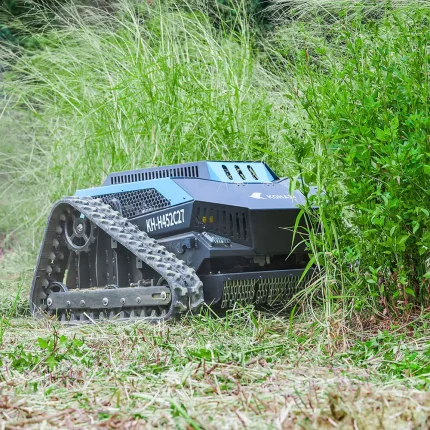 Tondeuse télécommandée à chenilles KOHAM KH-LM2427B pour pente jusqu’à 45°